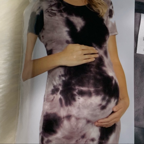 Maternity dress (ANY 2 MATERNITY DRESS FOR $26) - Picture 3 of 3